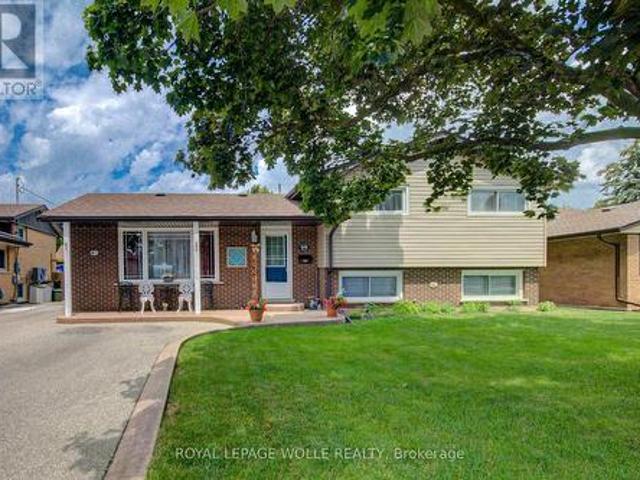 99 Highman Avenue, Cambridge, ON, N1R 3M2 house for sale | Listing ID X13791 | Royal LePage