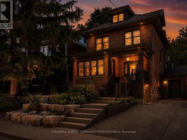99 Hillcrest Avenue, Hamilton, ON, L8P 2X1 house for sale | Listing ID X13651 | Royal LePage