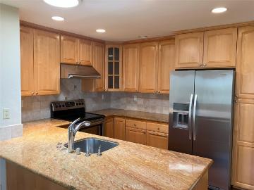 99 Hilltop Cir, Rancho Palos Verdes, CA 90275 | MLS #PV26093
