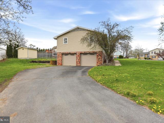 99 Jameslee Dr, Chambersburg, PA 17202 | MLS #PAFL2033