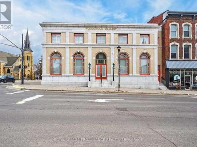 99 King Street E, Gananoque, ON, K7G 1E8 Luxury House for sale | Listing ID X13048 | Royal LePage Carriage Trade Luxury Properties