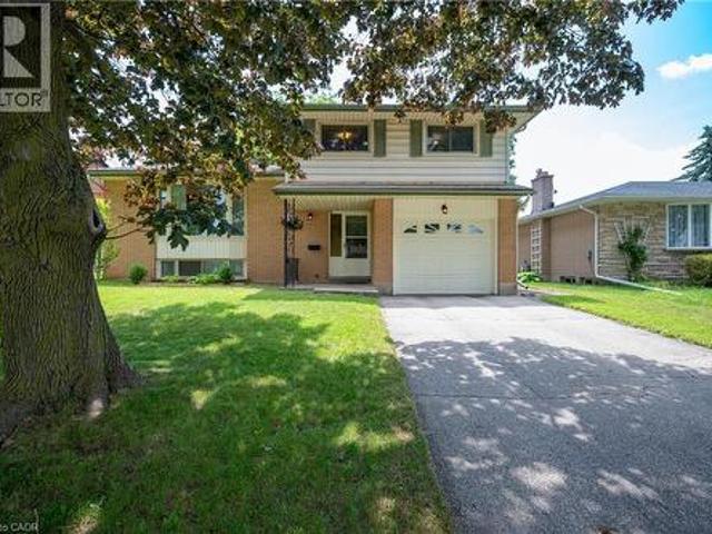 99 Lorraine Avenue, Kitchener, ON, N2B 2N1 house for sale | Listing ID 40844 | Royal LePage