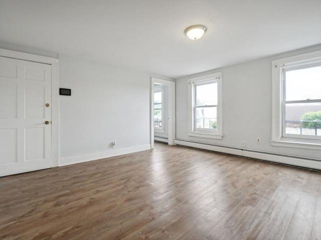 99 Monticello Ave Unit# 3, Jc, Bergen lafayett, US, NJ