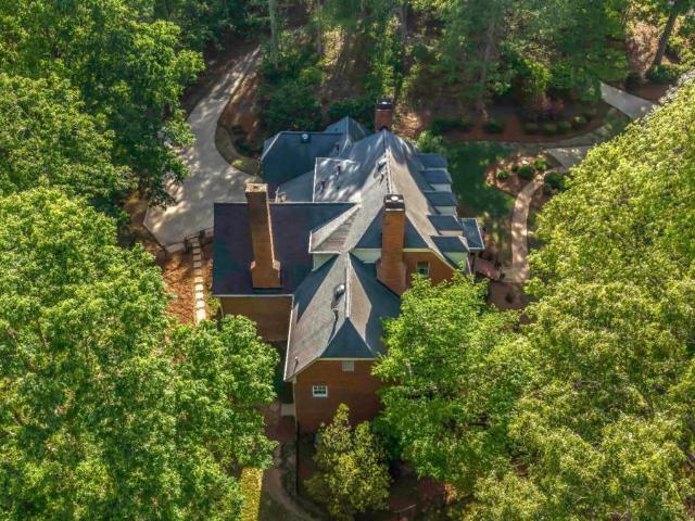 99 Oakland Court