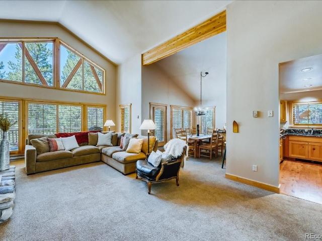 99 Primrose Lane
