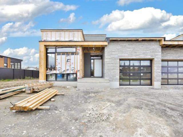 99 Rue Des Trembles, Saint Jean Sur Richelieu, QC, J2W 0K8 house for sale | Listing ID 20958 | Royal LePage
