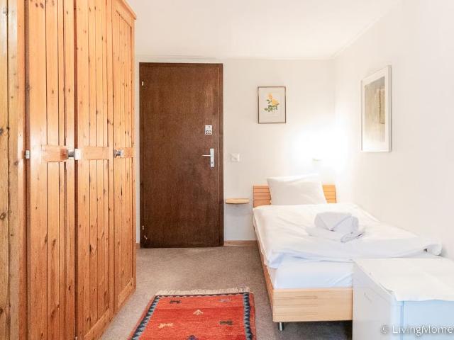 9 m², 2. Stock