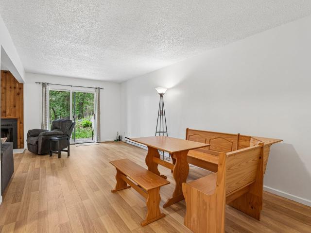 9 Maple Trail