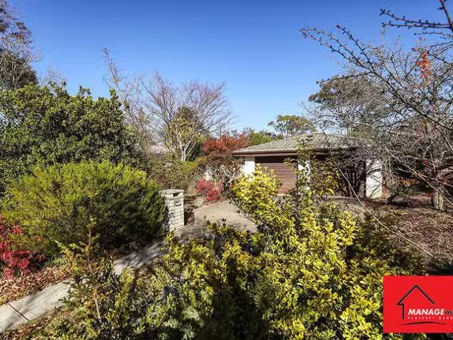 9 Mckeahnie Street, Weetangera, ACT 2614