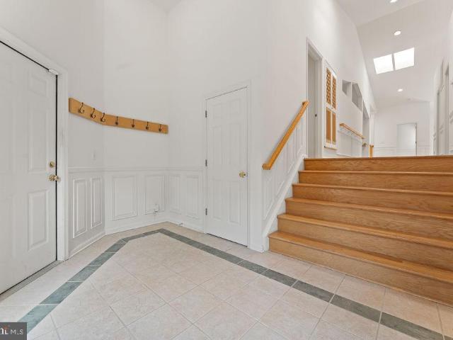 9 Meridan Lane