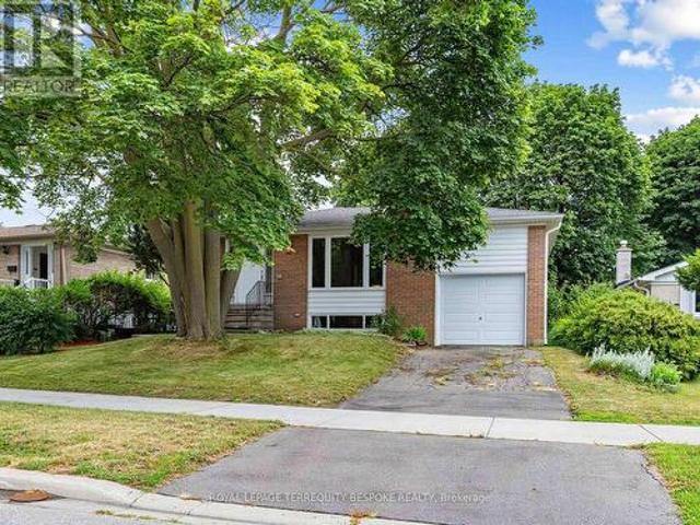 9 Midcroft Drive, Toronto, ON, M1S 1W9 house for sale | Listing ID E13614 | Royal LePage
