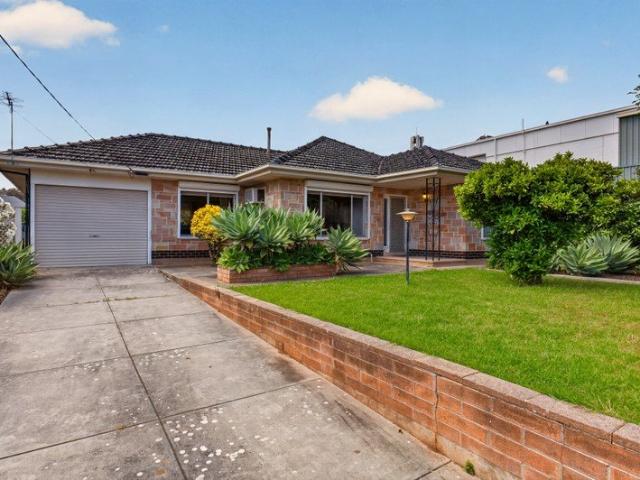 9 month Lease Charming Family Home with Spacious Living & Powered Shed!