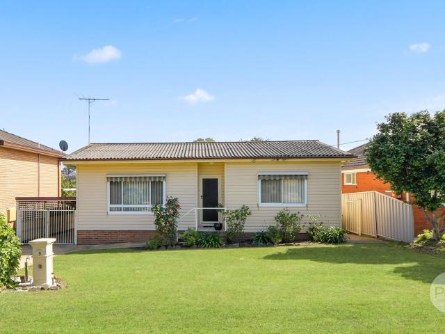 9 Nancy St, St Marys NSW 2760
