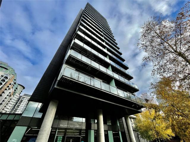 9 New Century Park, Parking 68 M4, 2 bed flat to rent, £1,350 pcm | PrimeLocation