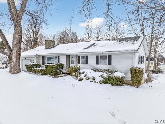 9 Overbrook Crescent