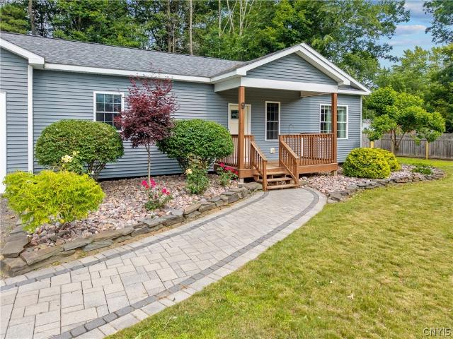 9 Oak Drive