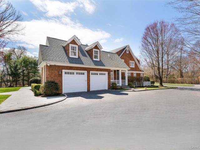 9 Old Field Road