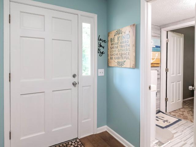 9 Acorn Trail