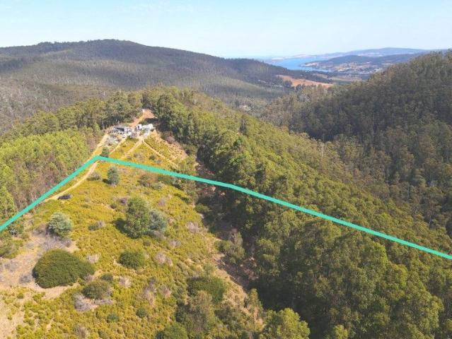 9 Acres on Hilltop Position