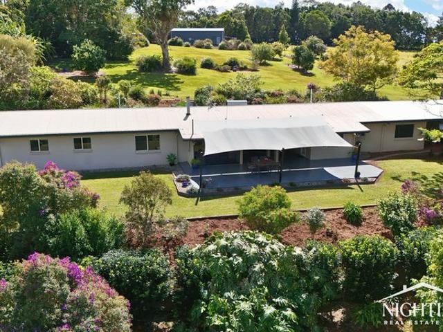9 acres I Muliti generational Home I Location I Sheds