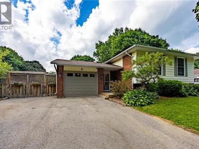 9 Adams Lane, Simcoe, ON, N3Y 4P4 house for sale | Listing ID 40847 | Royal LePage