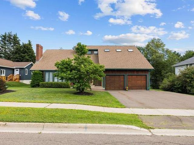 9 Ash Drive, Charlottetown, PE, C1A 9A4 house for sale | Listing ID 202619 | Royal LePage
