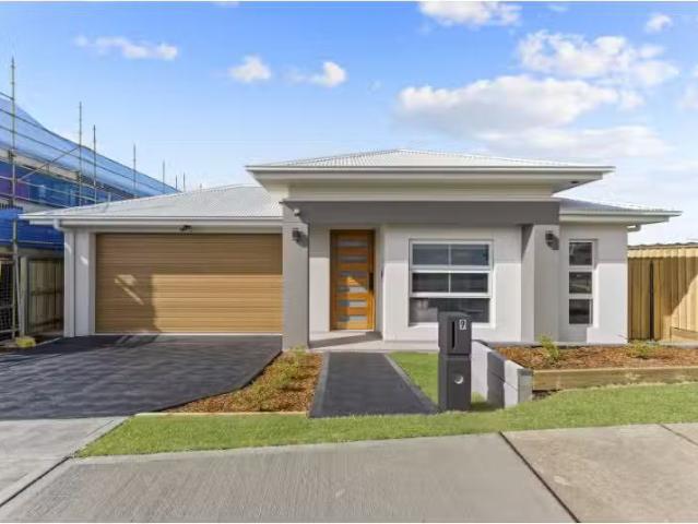 9 Barbin Drive, Crangan Bay House for rent Listed by Mia Pash.