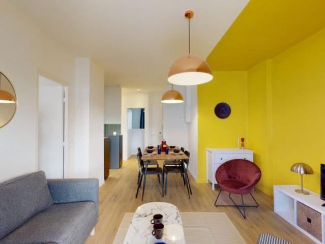 9 Bd Gustave Desplaces, 13003 Marseille 03