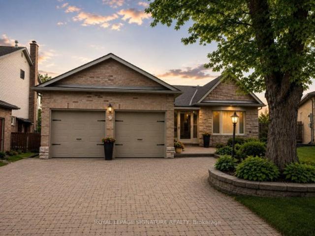 9 Beatty Crescent, Aurora, ON, L4G 5V2 house for sale | Listing ID N13462 | Royal LePage