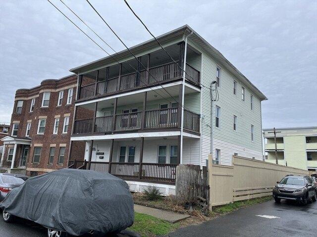 9 bedroom, Chicopee MA 01013 104479522