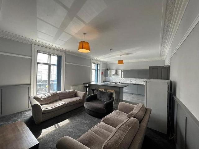 9 bedroom apartment to rent