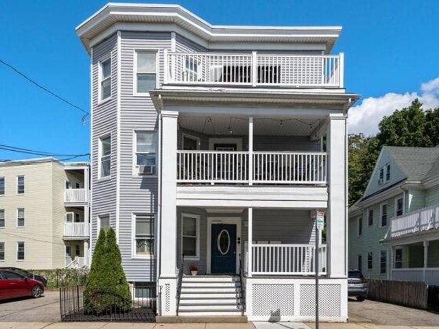 9 bedroom, Boston MA 02134 105611260