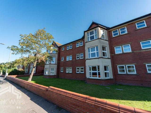 9 bedroom block of apartments for sale