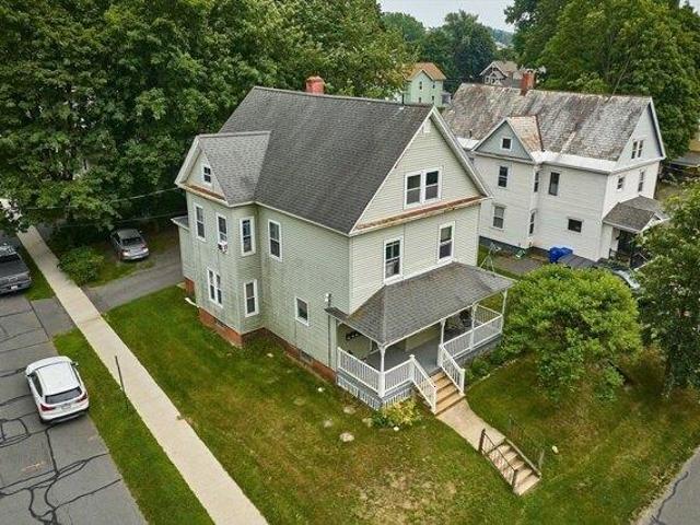 9 bedroom, Greenfield MA 01301 105368256