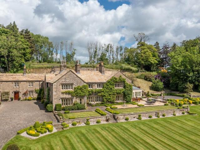 9 bedroom detached house for sale