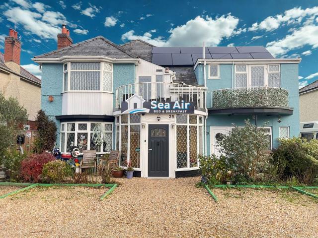 9 bedroom detached house for sale