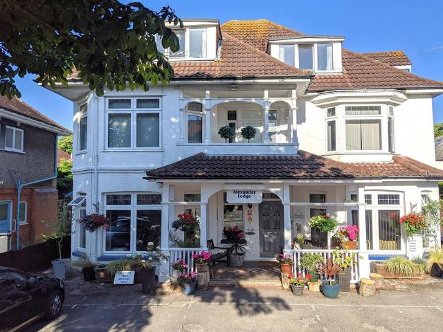 9 bedroom detached house for sale