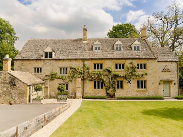 9 bedroom detached house for sale