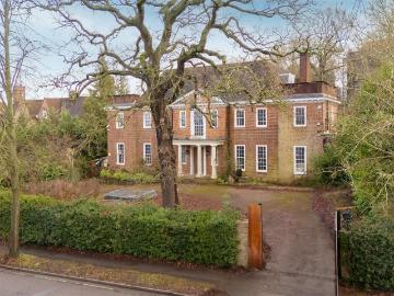 9 bedroom detached house for sale