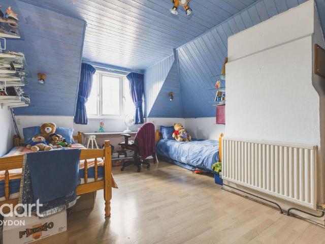 9 bedroom detached house for sale