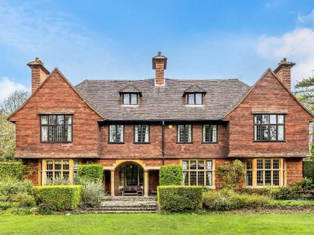 9 bedroom detached house for sale
