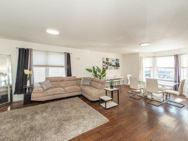 9 bedroom, Elizabeth NJ 07206 105871944