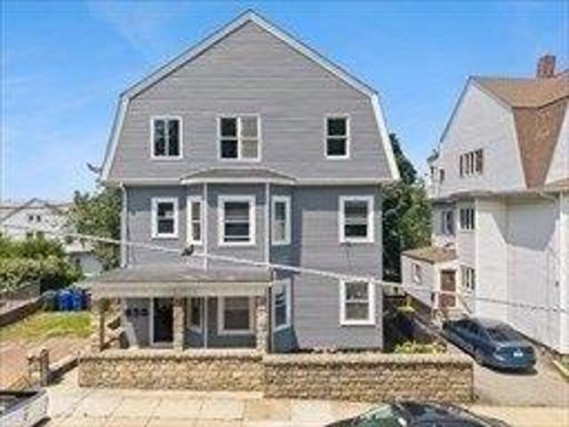 9 bedroom, Fall River MA 02720 105497819