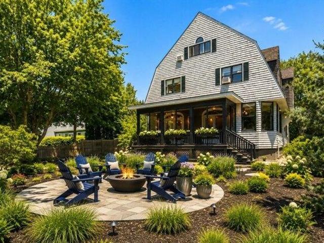 9 bedroom, Kennebunk ME 04043 104852182