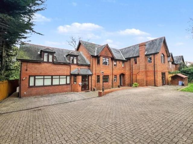 9 Bedroom House CF AN CF AN 101955421