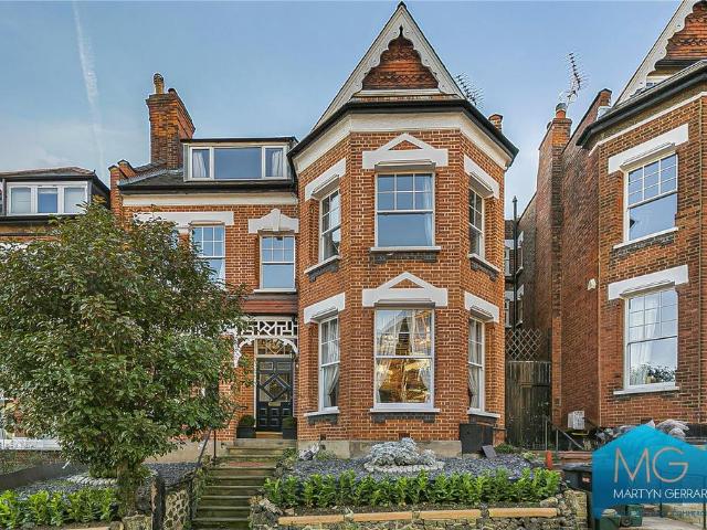 9 bedroom house for sale