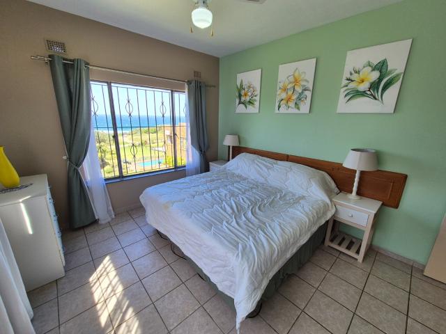 9 Bedroom House For Sale in Glenmore