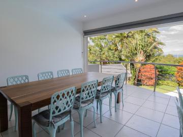 9 Bedroom House For Sale in Uvongo