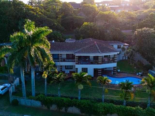 9 Bedroom House in Amanzimtoti