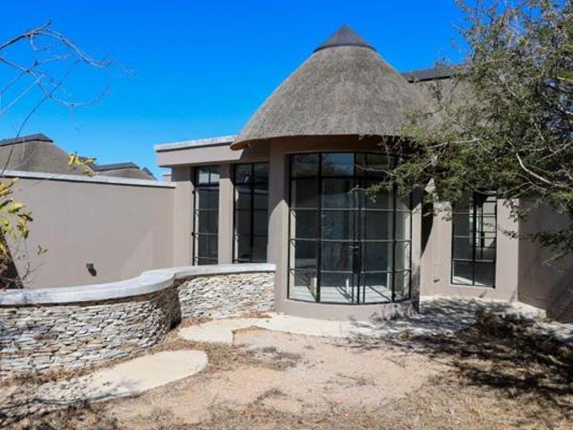 9 Bedroom House in Leadwood Big Game Estate